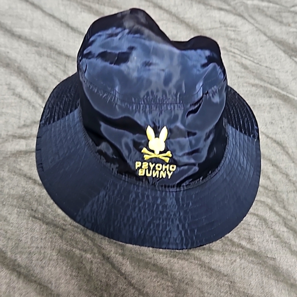 Psycho Bunny reversible bucket hat